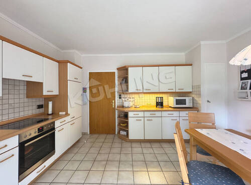 Küche mit direkten Zugang zur Terrasse - 5 Zimmer Einfamilienhaus in Vechta