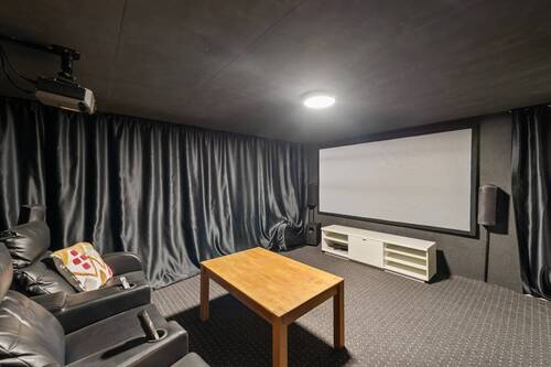 Kinnoraum im Keller - 