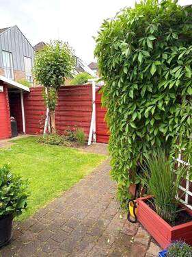 Garten/Teilansicht - Doppelhaushälfte mit 116,00 m&sup2; in Duisburg zum Kaufen