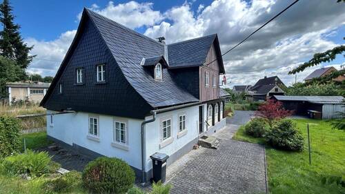 Front- und Seitenansicht - Einfamilienhaus mit 80,00 m² in Leutersdorf zum Kaufen