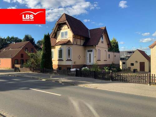 Bild 1 - Stuhr! Traumhaftes, sanierungsbedürftiges Jugendstilhaus in zentraler Lage!