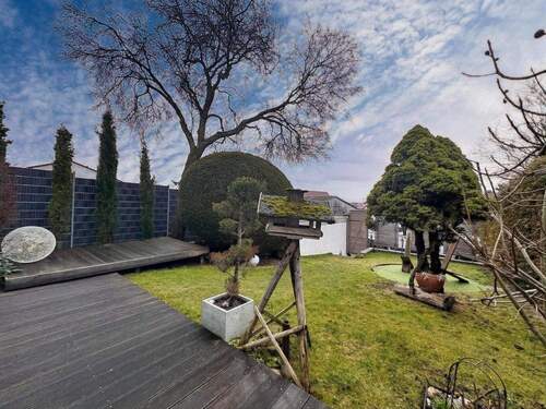 Gartenbereich - Gepflegtes Reihenendhaus mit Sauna, Terrasse und Einzelgarage in ruhiger Lage