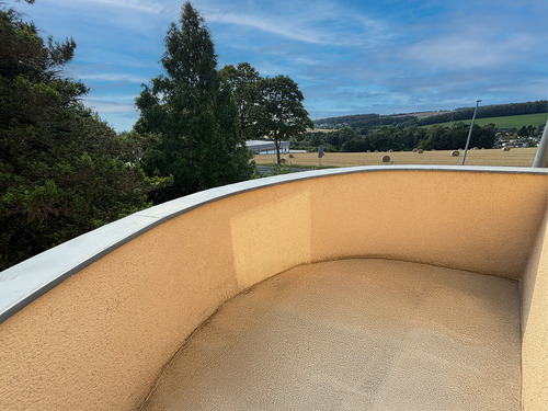 Balkon - 8 Zimmer Doppelhaushälfte zum Kaufen in Oederan