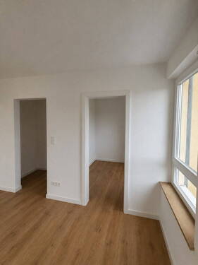 Blick Schalfzimmer - Flur - 