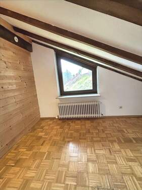 Schlaf-/Arbeits- oder Gästezimmer - 