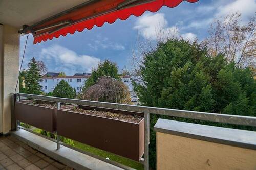 Balkon - 3 Zimmer Etagenwohnung in Bergisch Gladbach