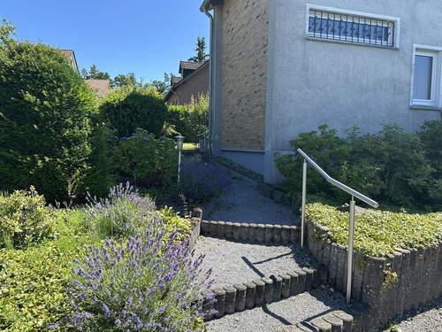 Zuwegung - 6 Zimmer Mehrfamilienhaus, Wohnhaus zum Kaufen in Detmold