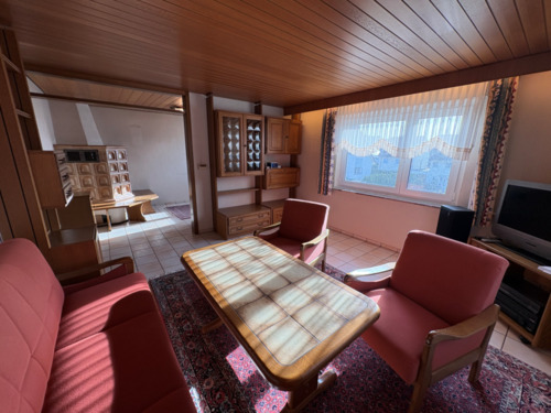 Wohn-und Esszimmer OG - 6 Zimmer Mehrfamilienhaus, Wohnhaus zum Kaufen in Deckenpfronn