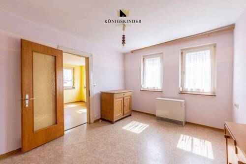 Schlafzimmer- Rückzugsort mit Ruhe – großzügiges Schlafzimmer mit Blick ins Grüne - 