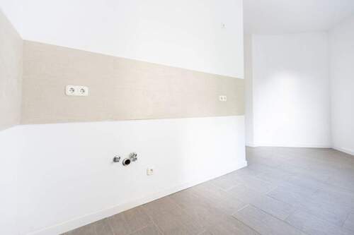 0005EG_Rechts 2 Zimmer Käthe Kollwitz 5 Forst - 