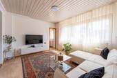 Wohnzimmer EG - 1 Zimmer Mehrfamilienhaus, Wohnhaus in Wehr