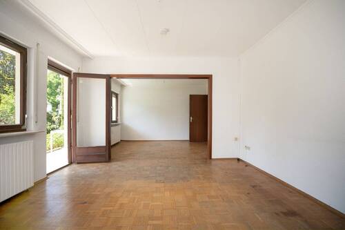 Wohn-/Essbereich EG - 6 Zimmer Mehrfamilienhaus, Wohnhaus in Dreieich