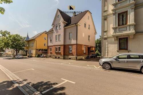 ...Blick von der Straße... - 1 Zimmer Mehrfamilienhaus, Wohnhaus in Rottweil