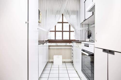 Küche Elternhaus - Mehrfamilienhaus, Wohnhaus mit 222,00 m² in Heiligenhaus zum Kaufen