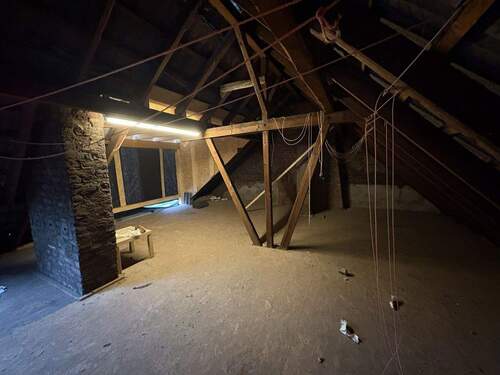 aktueller Zust. li. mit Balkon - 5 Zimmer Etagenwohnung zum Kaufen in Köln