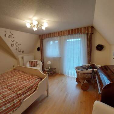 Zimmer im Obergeschoss - 