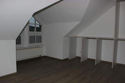 Schlafen 1 - Etagenwohnung mit 90,00 m&sup2; in Kirchhundem zur Miete