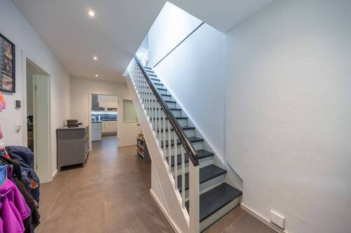 Flur - 5 Zimmer Doppelhaushälfte zum Kaufen in Ottersberg