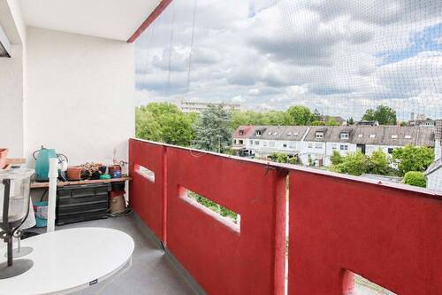 Balkon - Etagenwohnung mit 63,40 m&sup2; in Hanau zum Kaufen