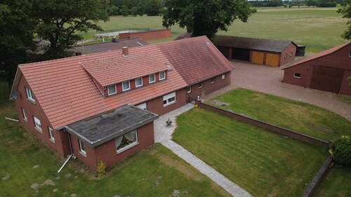 Wohnhaus - Mehrfamilienhaus, Wohnhaus mit 180,00 m² in Drebber / Cornau zum Kaufen