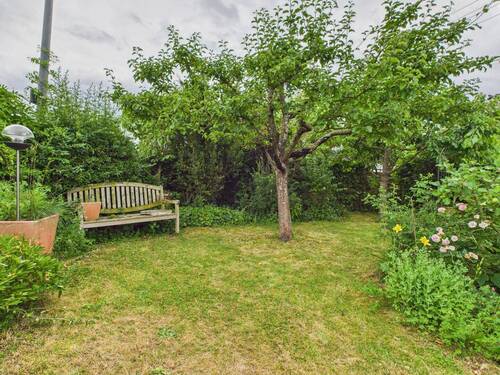 Garten - 5 Zimmer Mehrfamilienhaus, Wohnhaus zum Kaufen in Weil im Schönbuch