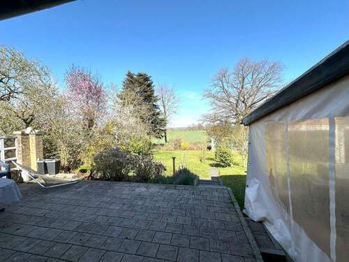 großzügige Terrasse - 