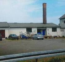 Lagerhallen mit großer Hoffläche in Hof