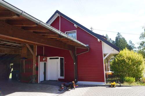 Carport - 7 Zimmer Einfamilienhaus zum Kaufen in Schluchsee