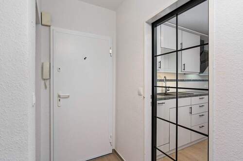 Flur - Etagenwohnung mit 63,70 m&sup2; in Bremen zum Kaufen