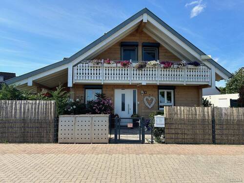 25-CPVH-314 - Neuwertiges Fullwood-Holzhaus (BJ 2016) mit Garten, Garage & Werkstatt in Hochdorf