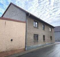 Geräumiges Einfamilienhaus in Bucha - Kaiserpfalz