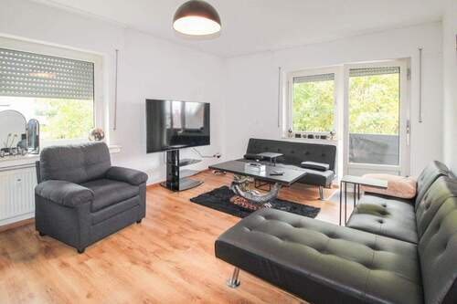 Wohnzimmer EG rechts - 1 Zimmer Mehrfamilienhaus, Wohnhaus in Sinzig