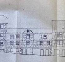 40.000 € p. a. NKM - Fachwerkensemble aus 3 Wohn- und Geschäftshäusern in Innenstadtlage von Bad Hersfeld