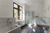 Badezimmer - Balkon - Kamin - Tageslichtbad - Dusche 