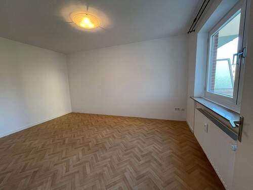 Schlafzimmer zum Garten - Mehrfamilienhaus, Wohnhaus in Hamburg zum Kaufen