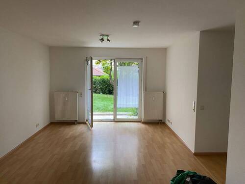 Helle Erdgeschosswohnung - 