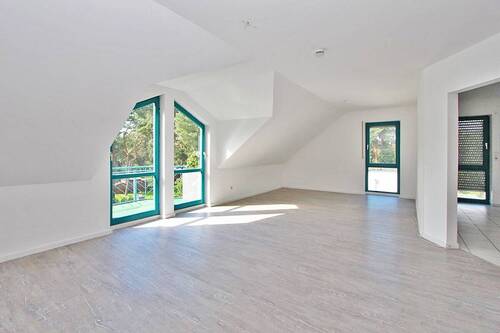 Wohnzimmer - 2 Zimmer Etagenwohnung zum Kaufen in Eichwalde