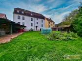 Rückseite vom Haus und Garten - Mehrfamilienhaus, Wohnhaus in Merseburg