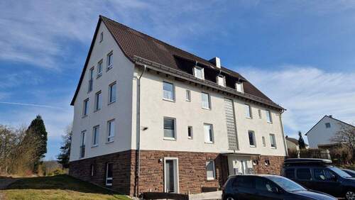 Hausansicht - Gut gelegen & frisch renoviert! (S5702)