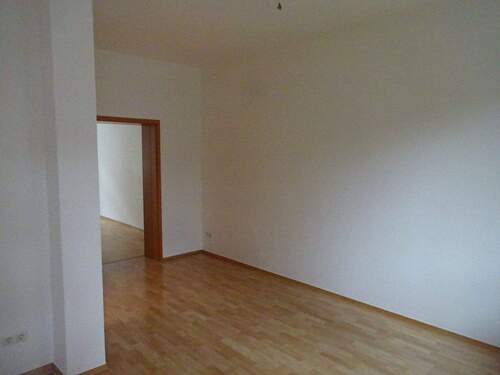 Wohn-/Essbereich - 2 Zimmer Etagenwohnung zur Miete in Zwickau