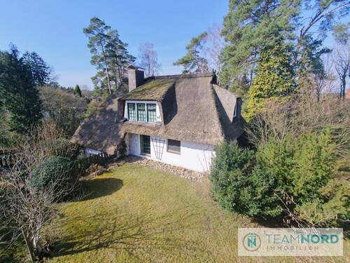 Luftaufnahme 1 - Reetdachhaus-Großzügiges Anwesen mit Wellnessbereich, Praxisoption u. außergewöhnlichem Grundstück