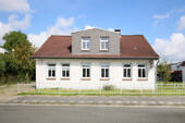 Außenansicht - 7 Zimmer Mehrfamilienhaus, Wohnhaus in Wilhelmshaven-Coldewei-Himmelreich