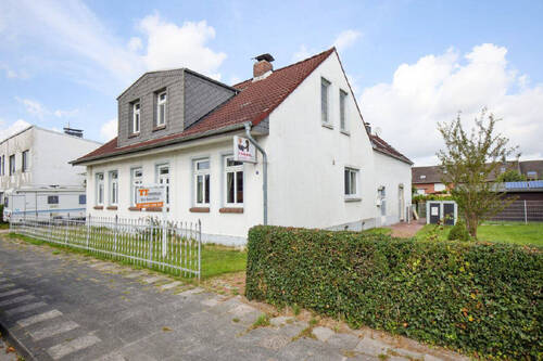 Außenansicht - Mehrfamilienhaus, Wohnhaus mit 221,10 m² in Wilhelmshaven-Coldewei-Himmelreich zum Kaufen