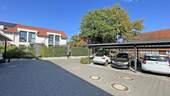 Ansicht vom Innenhof mit Carport - 4 Zimmer Reihenmittelhaus in Langenhagen