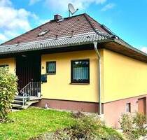 Bungalow in Neuenstein - 198.000,00&nbsp;EUR Kaufpreis, ca.&nbsp; 116,00&nbsp;m&sup2;&nbsp;Wohnfl&auml;che in Neuenstein (PLZ: 36286) Obergeis