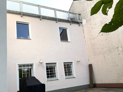 Rückseite Doppelgarage - 