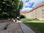 Spielplatz im Hof - 