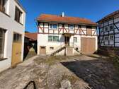 20250611_173623.jpg - FÜR HANDWERKER!!! Sanierungsbedürftiges Fachwerkhaus mit Werkstatt und Garagen in Neuenstein-Aua