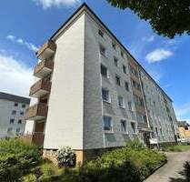 Frisch renovierte 2 Zimmer-Wohnung mit Loggia - Uetersen