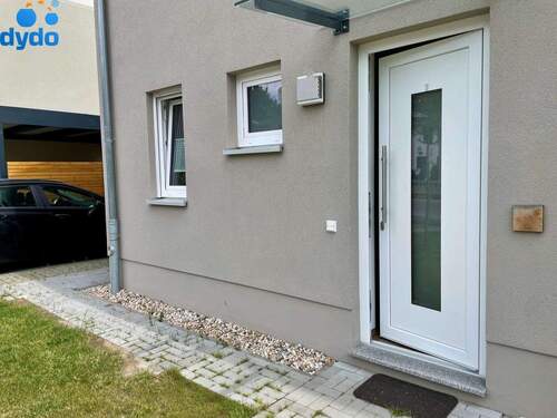 Hauseingang - 4 Zimmer Doppelhaushälfte zur Miete in Berlin